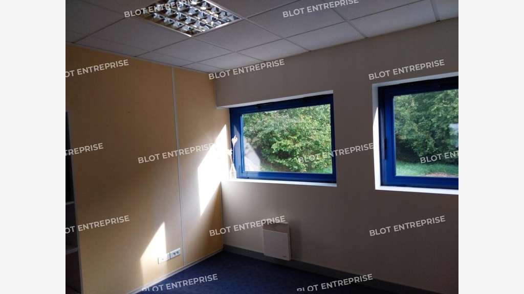 A louer bureaux 170m² ERP à Quimper Creac'h Gwen