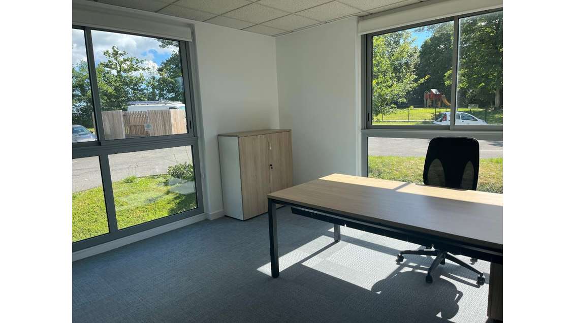 A louer bureaux 239m² à Quimper Creac'h Gwen