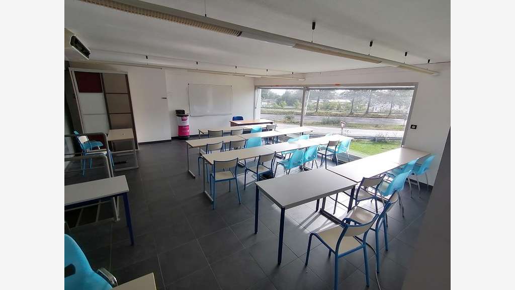 A louer bureaux de 50m² à Quimper idéal formation