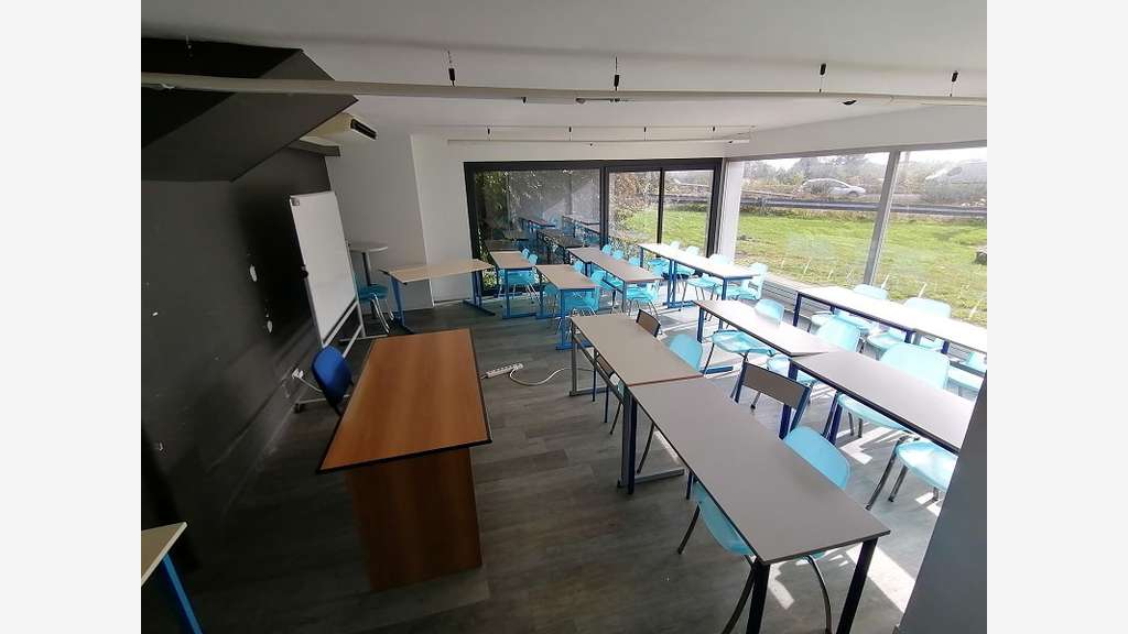 A louer bureaux de 50m² à Quimper idéal formation