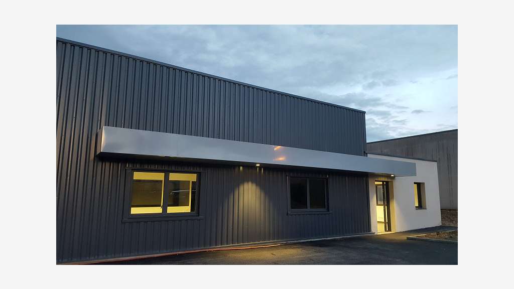 A louer bâtiment d'activités neuf 200m² à Quimper