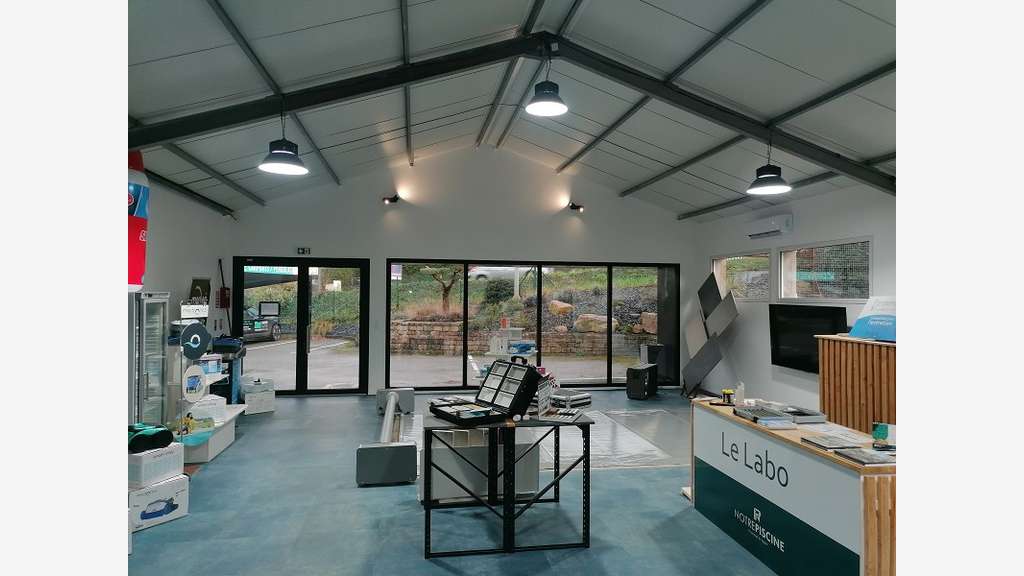 A louer magnifique bureau zone commerciale Quimper