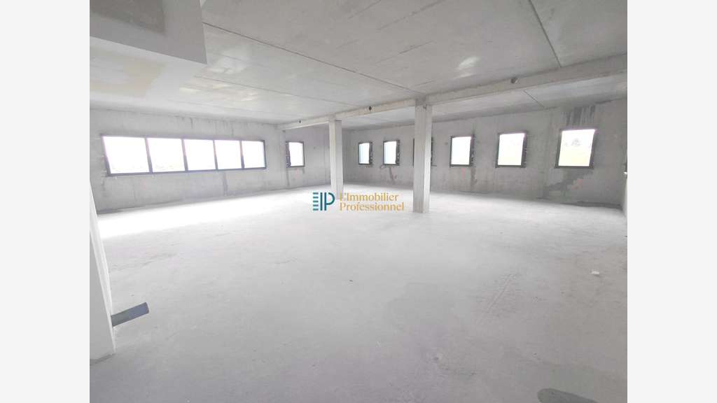 A louer bureaux neufs de 107m² à Quimper