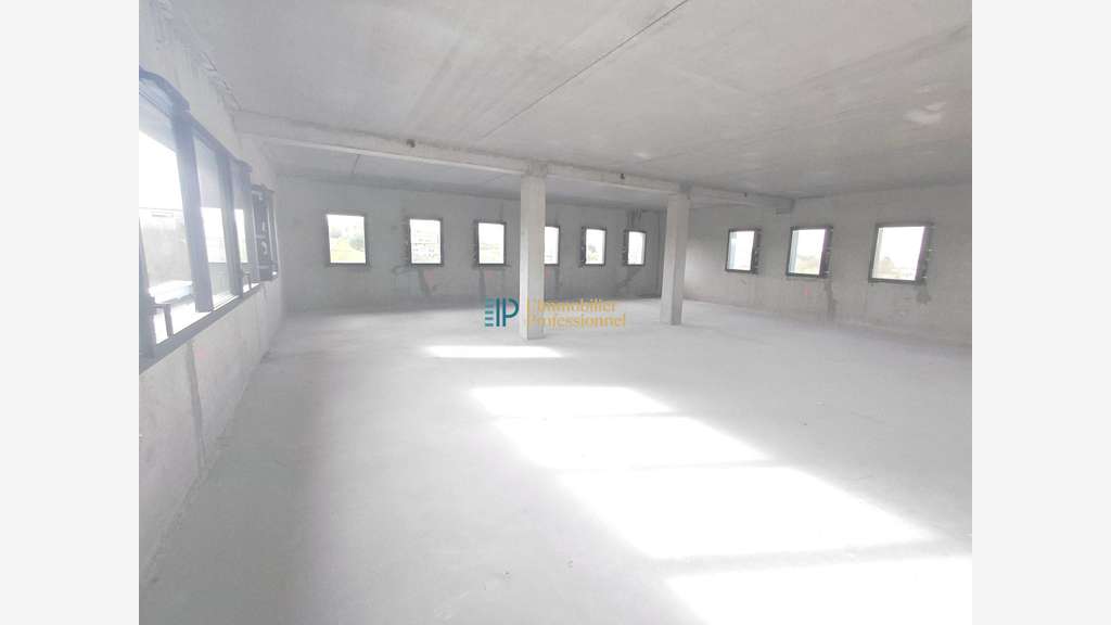 A louer bureaux neufs de 107m² à Quimper