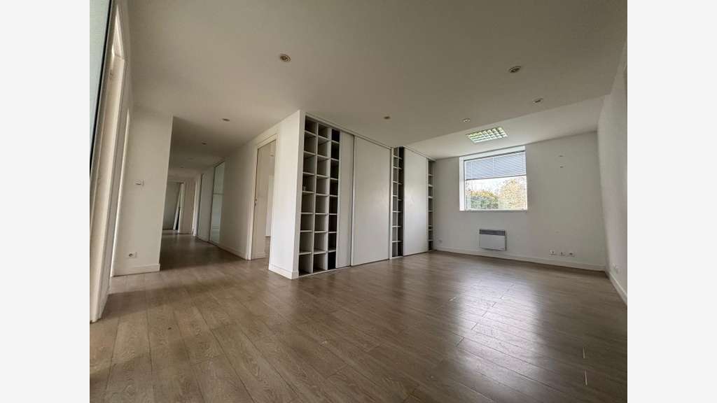 Bureaux à louer 150m² zone administrative Quimper