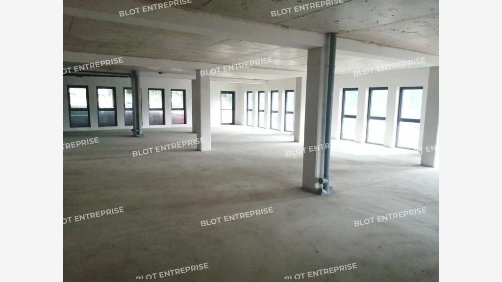 A louer bureaux 72m² R+2 à Quimper