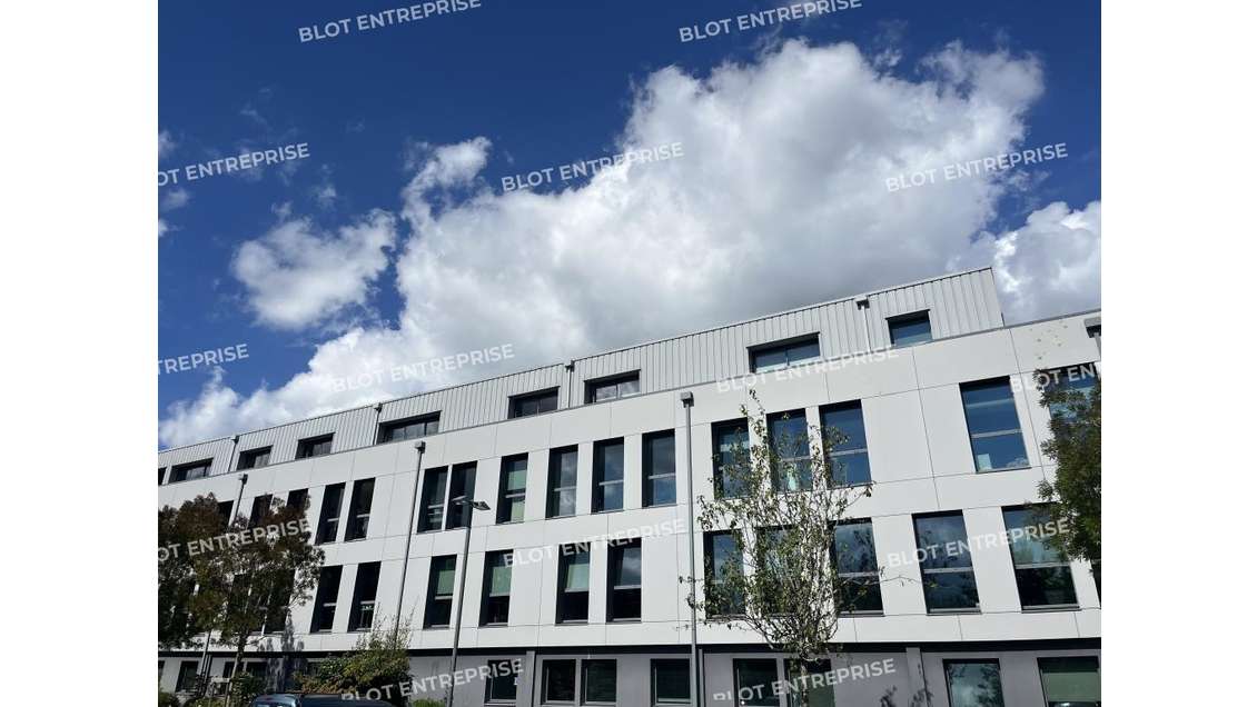 A louer bureaux 114m² Quimper zone de Creac'h Gwen