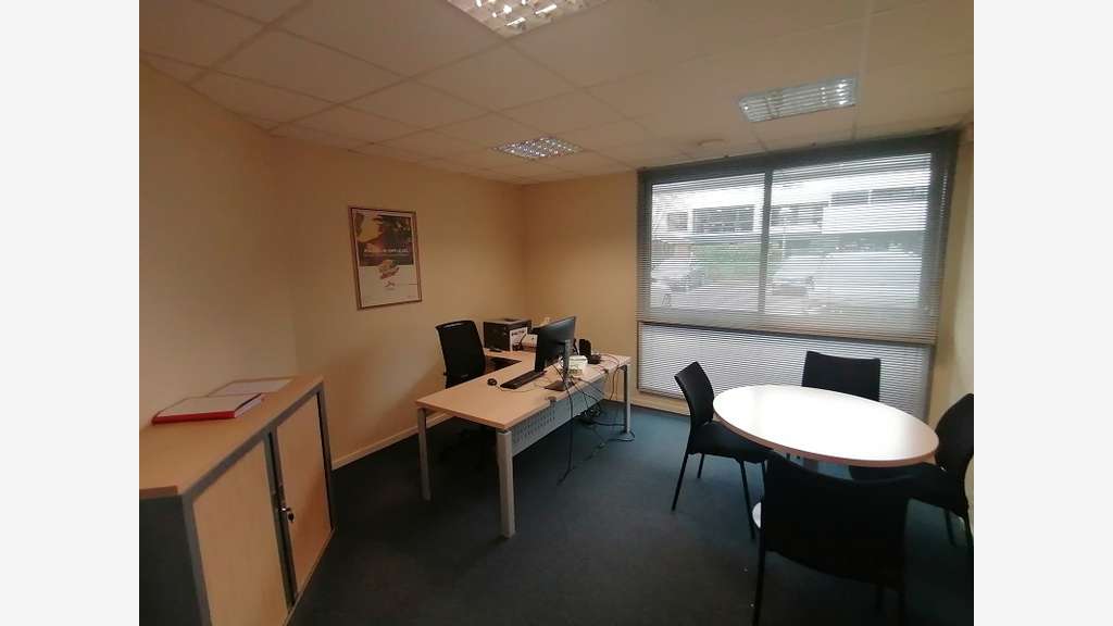A louer bureau 180m² Quimper, Creach Gwen