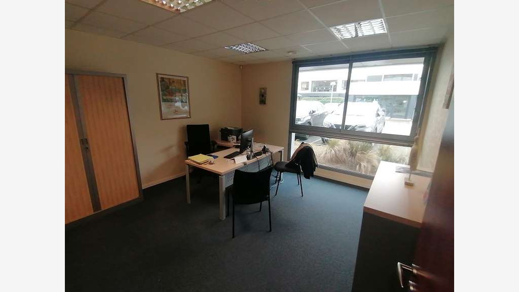 A louer bureau 180m² Quimper, Creach Gwen