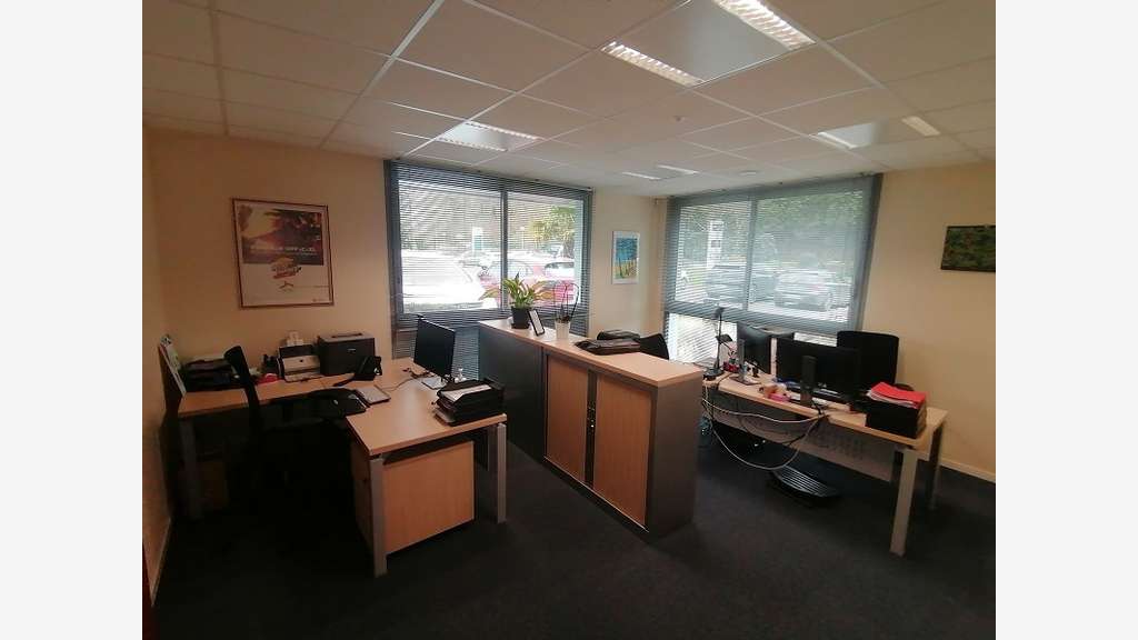 A louer bureau 180m² Quimper, Creach Gwen