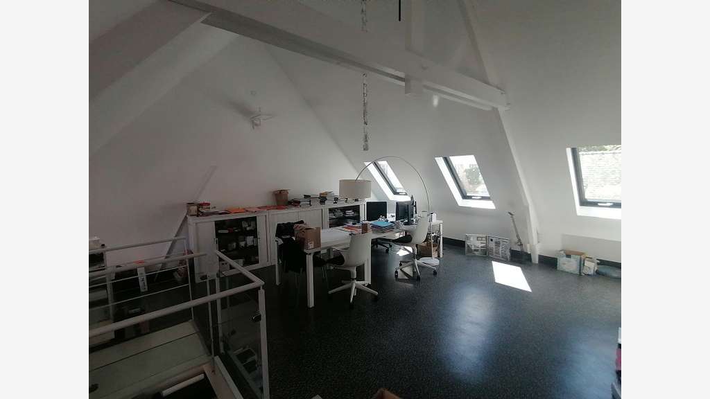 A louer magnifiques bureaux 115m² Pont L'Abbé