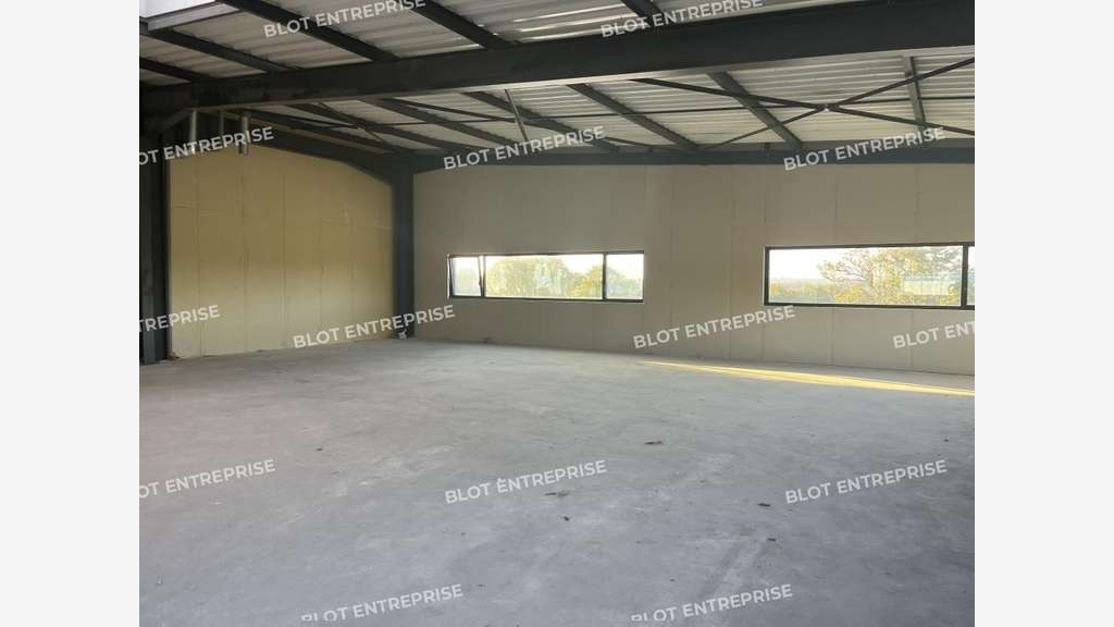 A louer bureaux 171m² à Quimper Route de Bénodet