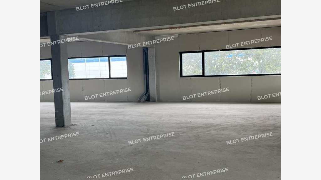 A louer bureaux 187m² Route de Bénodet à Quimper