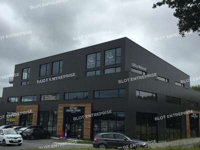 A louer bureaux 401m² Route de Bénodet à Quimper