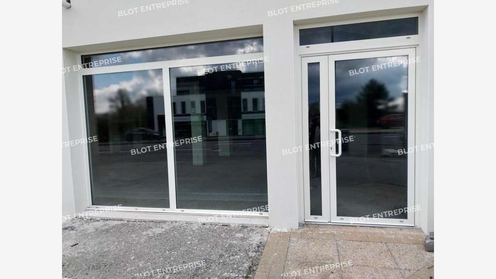 A louer local commercial bureaux 231m² à Quimper