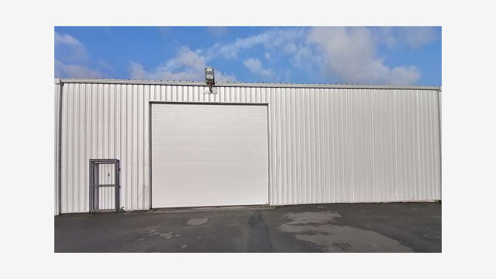 A louer bâtiment d'activité de 750m² à Concarneau