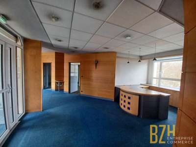A louer plateau de bureaux 306m² Quimperlé centre