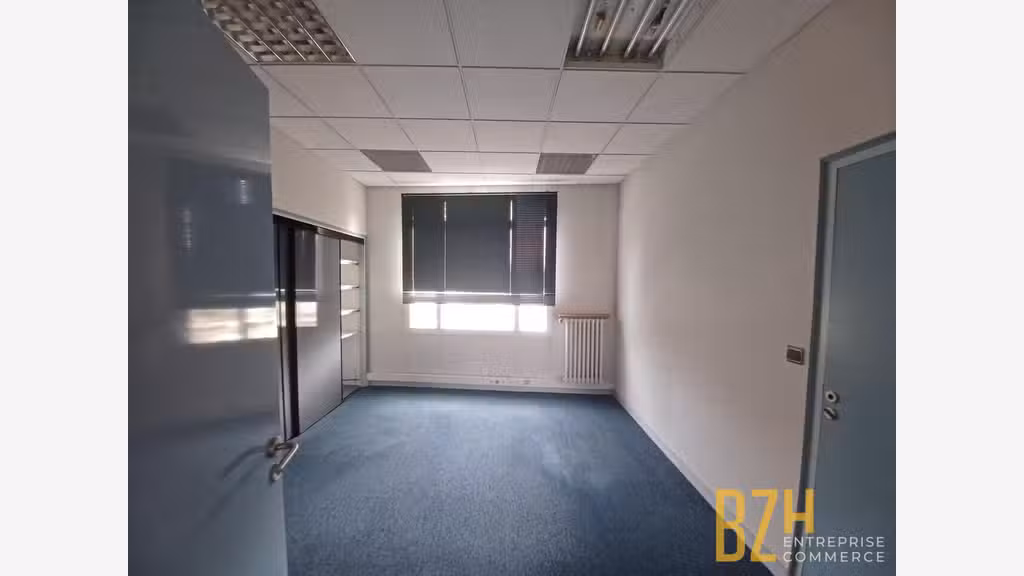 A louer plateau de bureaux 306m² Quimperlé centre