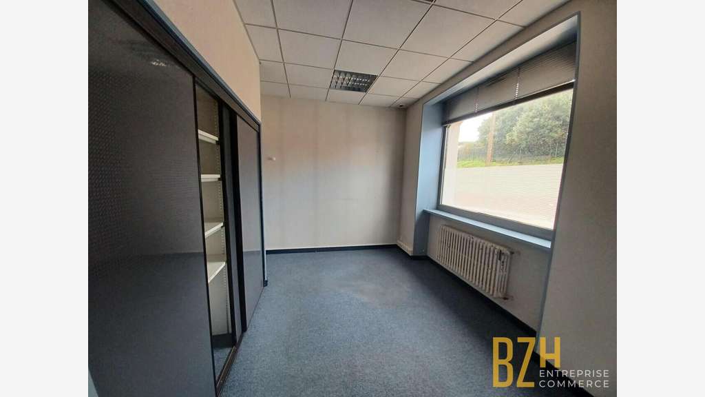 A louer plateau de bureaux 306m² Quimperlé centre