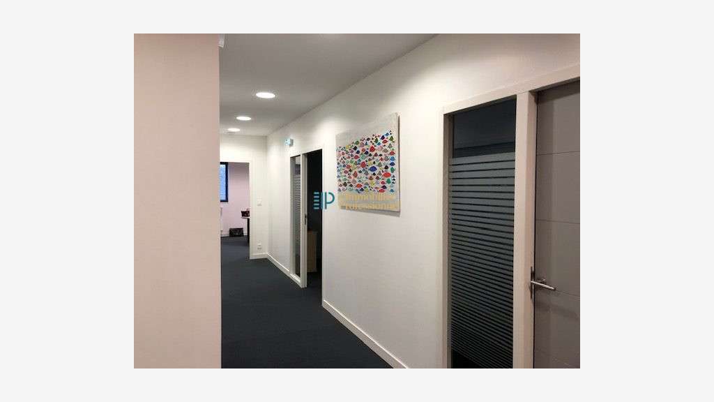 A louer bureaux lumineux de 140m² à Quimperlé