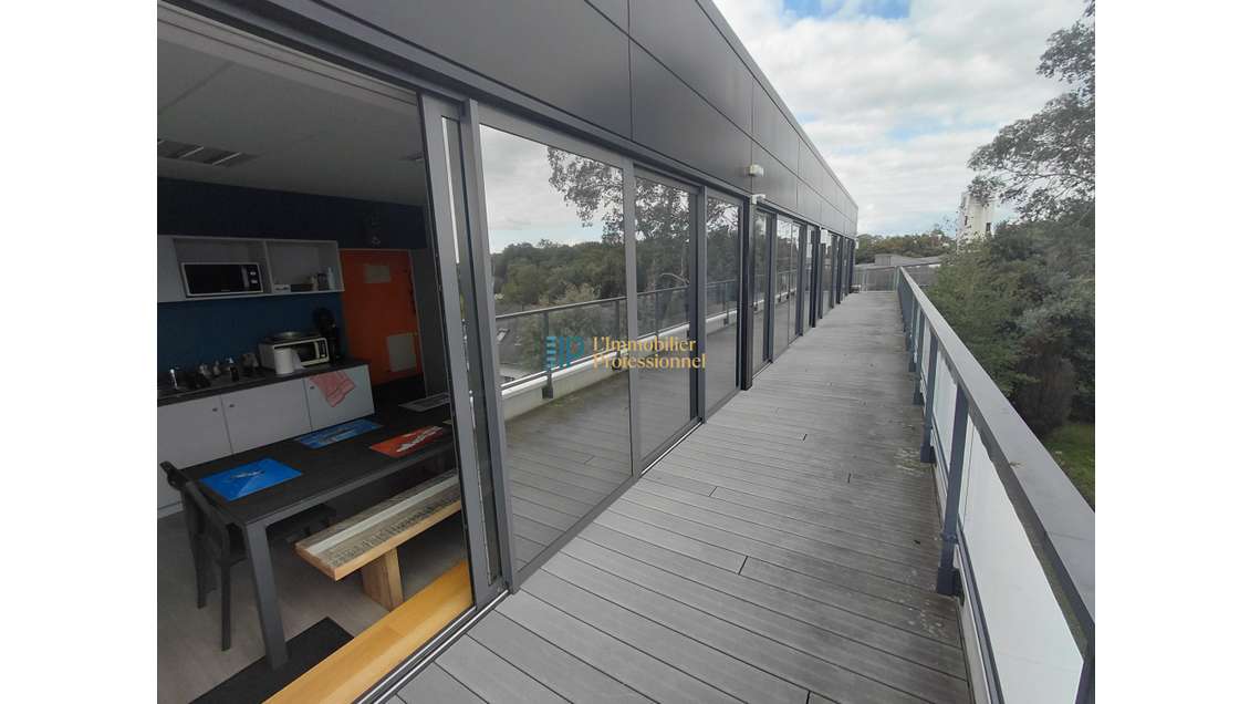 A louer bureaux lumineux de 140m² à Quimperlé