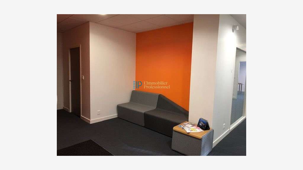 A louer bureaux lumineux de 140m² à Quimperlé
