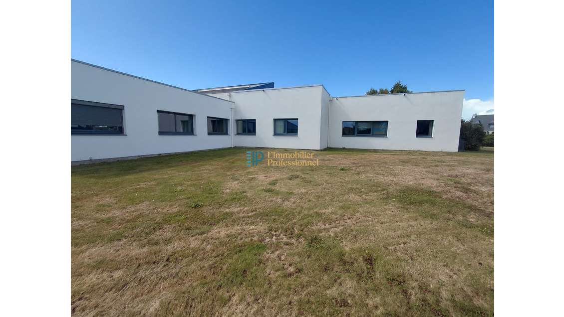 A louer bureaux 280m² ZA Quimperlé