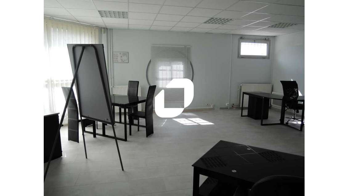 A louer Bureaux 282m² Quincy voisins