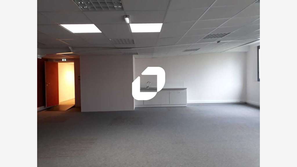 A louer Bureaux 77m² Rambouillet