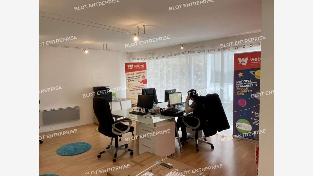 A louer bureaux 85m² Nantes quartier Olivettes