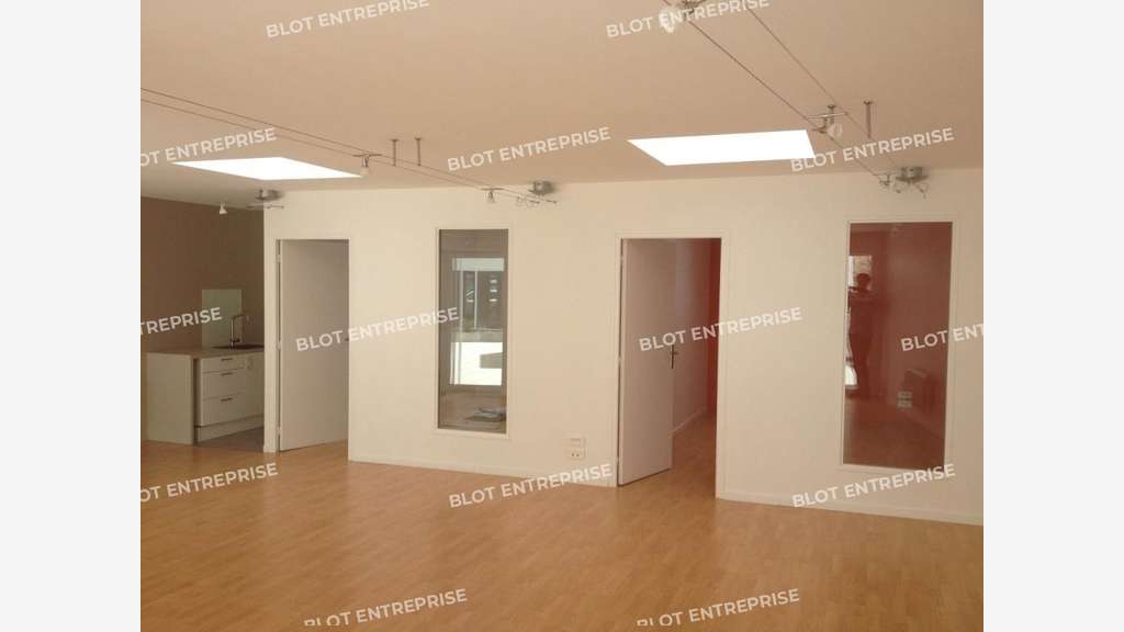 A louer bureaux 85m² Nantes quartier Olivettes