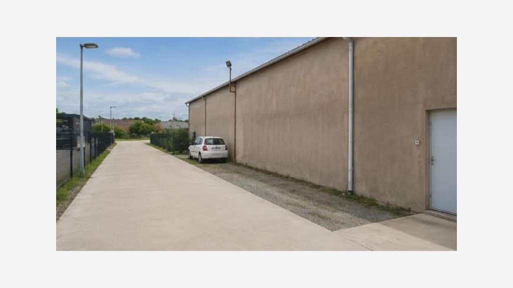 A louer bâtiment d'activité de 160m² à Redon