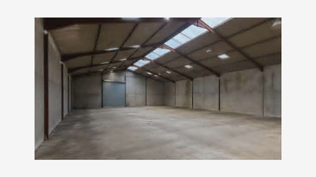 A louer bâtiment 300m² secteur Cap Nord à Redon