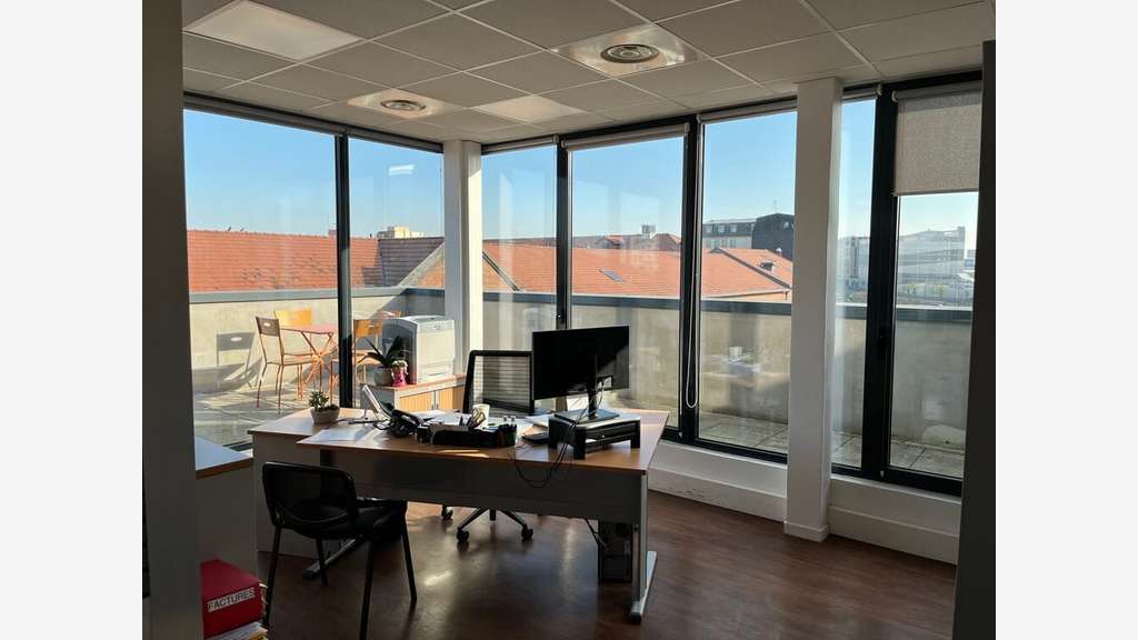 À louer bureaux 234m² quartier Clairmarais à Reims