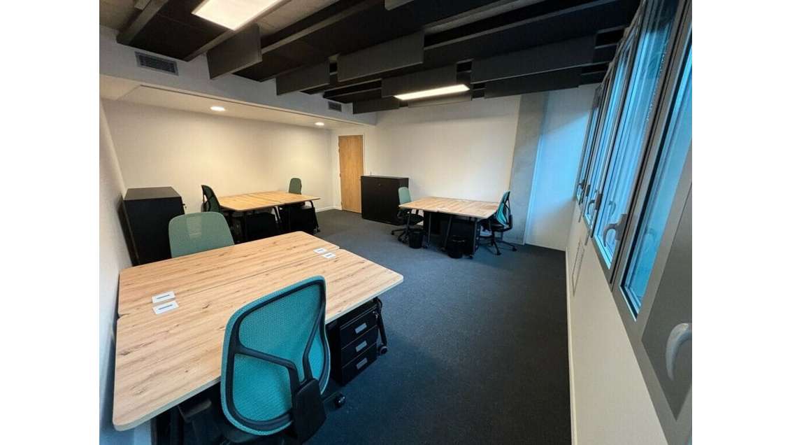 À louer 1390m² de bureaux  proche gare de Reims