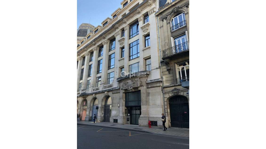 Bureaux 250m² R+2 à louer à Reims hypercentre