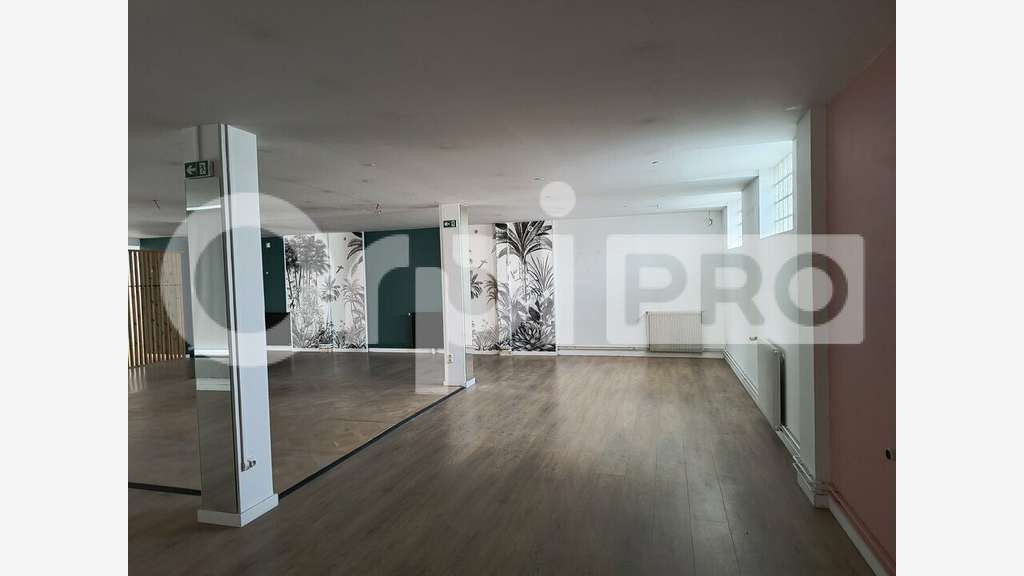 Bureau 189m² à louer à Reims rue de Talleyrand