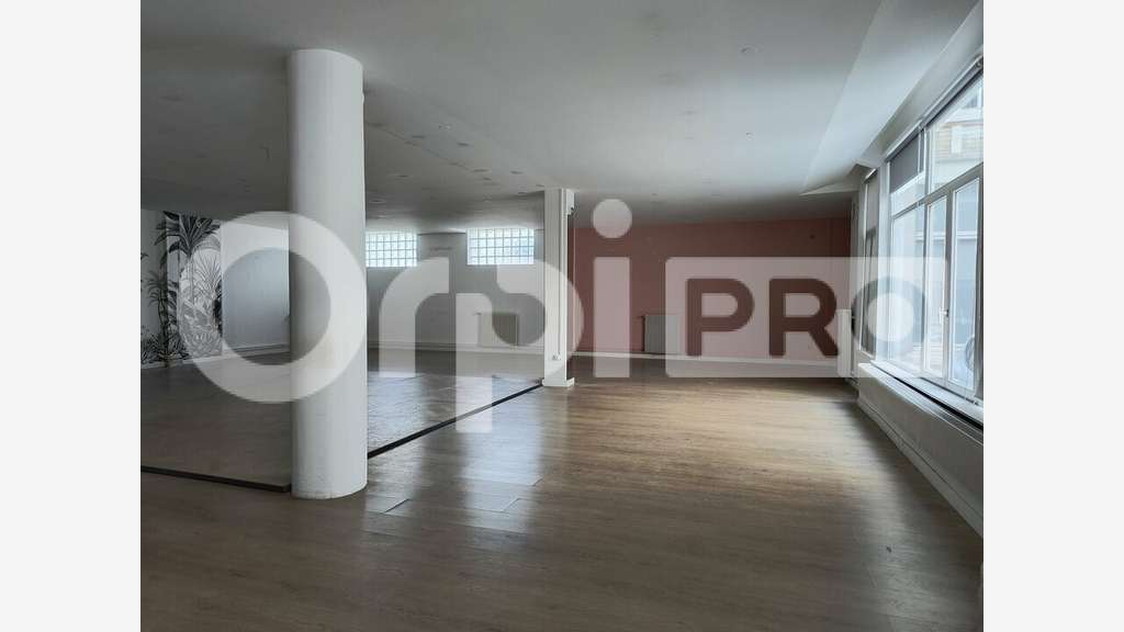 Bureau 189m² à louer à Reims rue de Talleyrand
