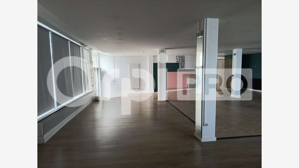 Bureau 189m² à louer à Reims rue de Talleyrand