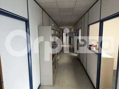 A louer bureaux 230m² Reims accès facile autoroute