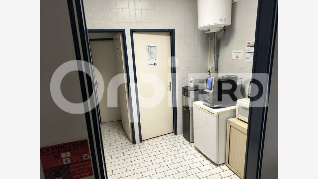 A louer bureaux 230m² Reims accès facile autoroute