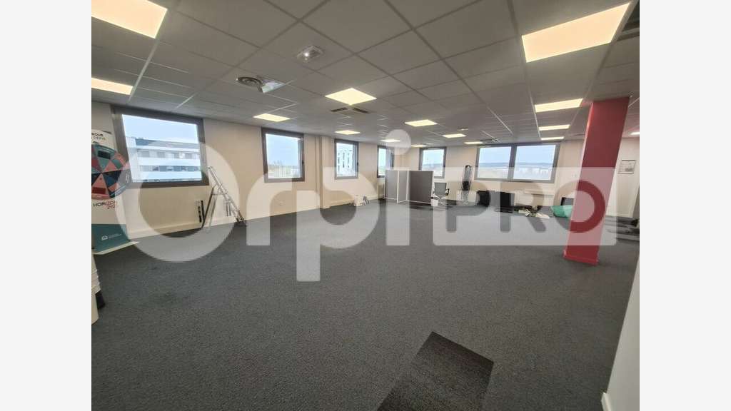 A louer bureaux de 356m² Reims empl stratégique