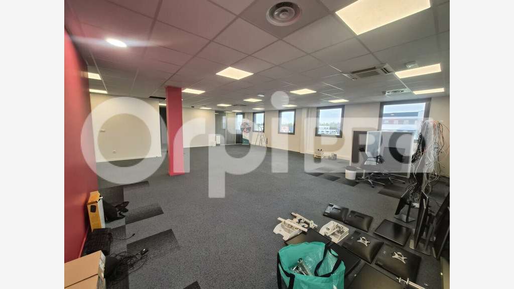 A louer bureaux de 356m² Reims empl stratégique