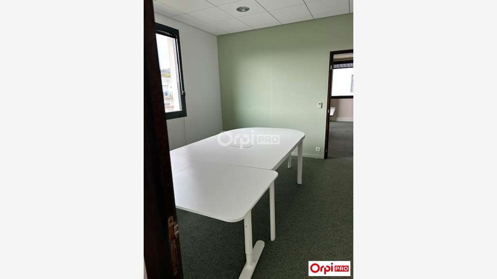 Bureau 24m² à louer à Reims rue André Pingat
