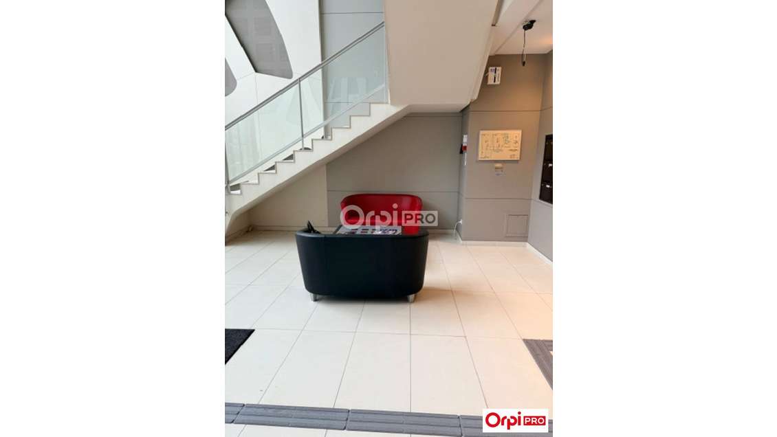 Bureau 24m² à louer à Reims rue André Pingat