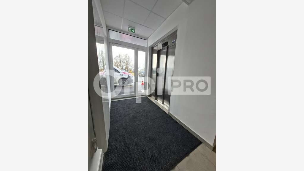 Bureaux neufs 291m² RDC à louer à Reims Colbert
