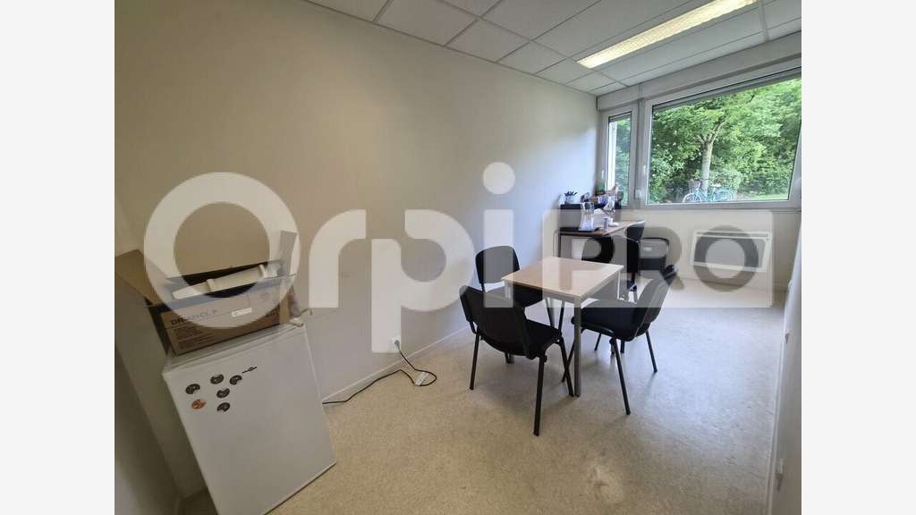 Bureaux 58m² RDC à louer à Reims Farman