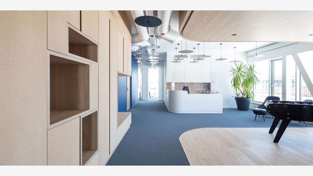 Bureaux à louer dès 138 m² dans un immeuble neuf d