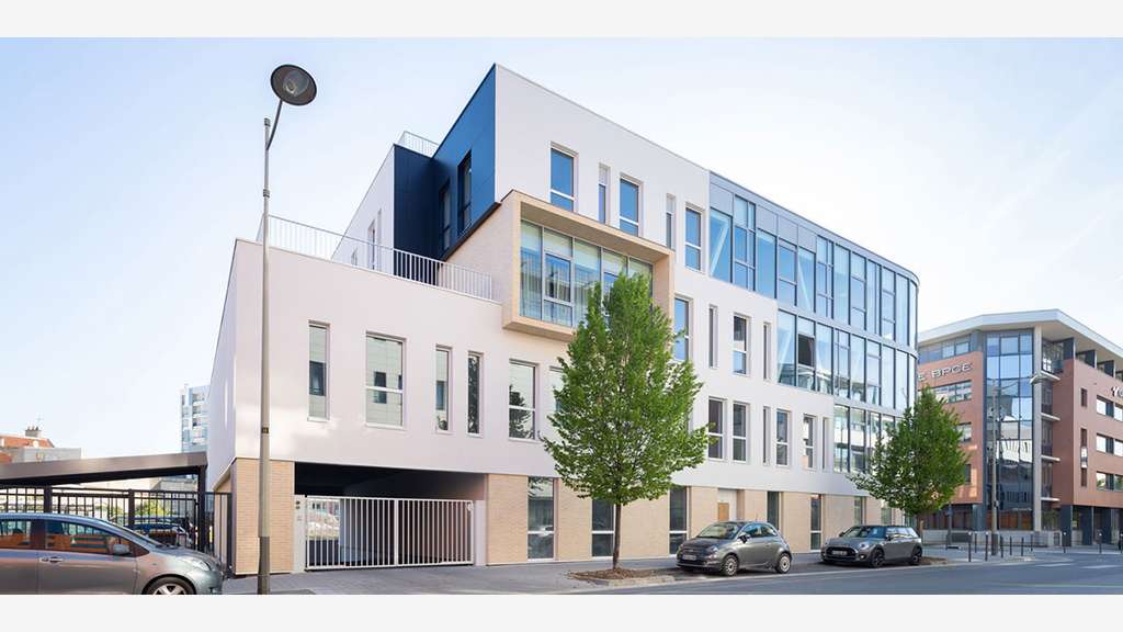 Bureaux à louer dès 138 m² dans un immeuble neuf d