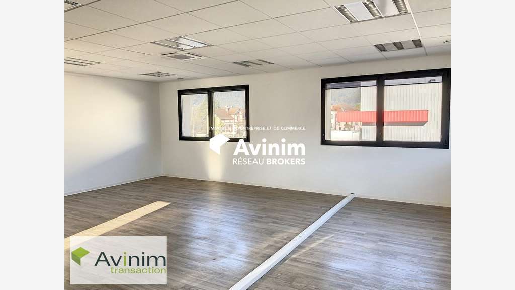 A louer espace tertiaire 490m² R+1 sur Remiremont